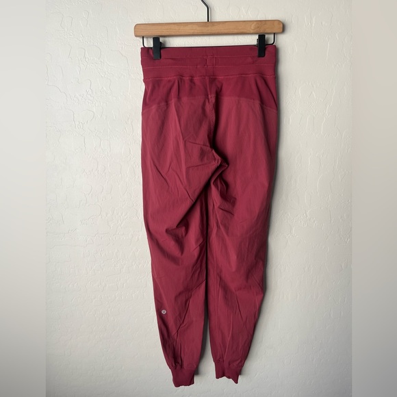 Lululemon dance studio jogger Chianti 2 - Picture 5 of 10